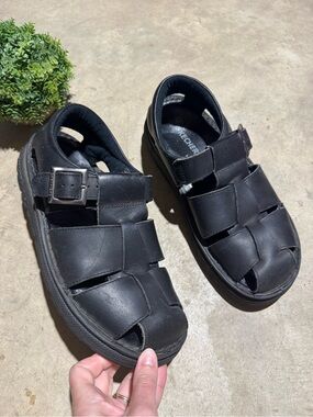 Sketchers Y2K Fisherman Sandals Black Leather Men Size 10 Chunky Vintage 90s